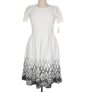 LuLaRoe Womens Dress Size XL Amelia Black White Floral Stripes Dipped Skater NWT